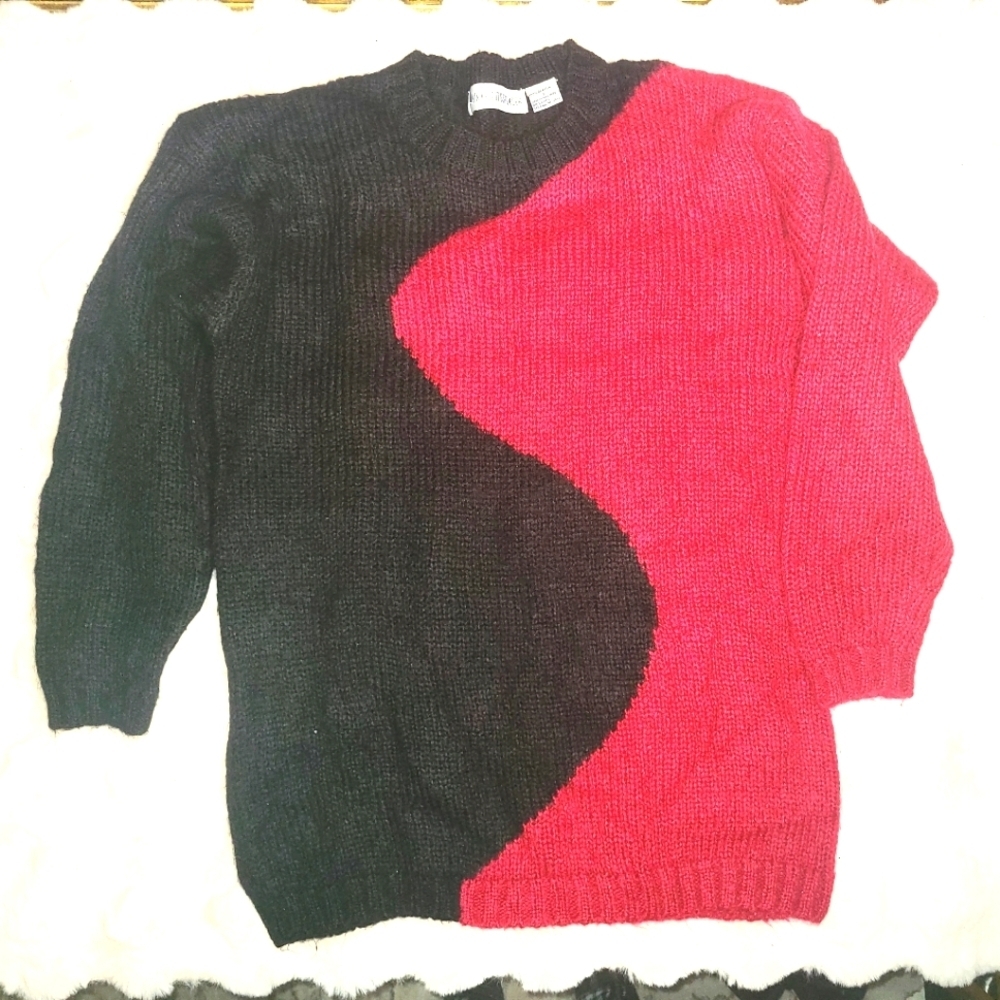 Kin Wright Spencer Wool Knit Crew Neck Sweater color block red and  Black